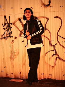 「ワークパンツ」｜「アイテム（ライダースジャケット）」を使った、okaiさん（メンズ・172cm）の春コーディネート