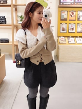 「アイテム（ヘアアクセサリー）」を使った、安中亜美さん（レディース・149cm）の冬コーディネート