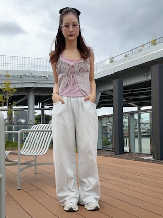 「JUMELLE(ジュメロ)のバレルレッグスウェットパンツ(スウェットパンツ)」を使った、安中亜美さん(レディース・149cm)の秋コーディネート