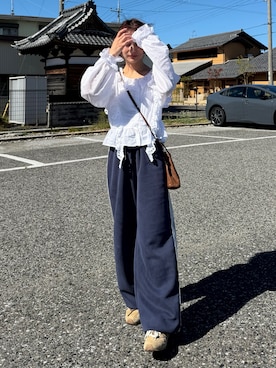 「アイテム（スウェットパンツ）」を使った、安中亜美さん（レディース・149cm）の秋コーディネート