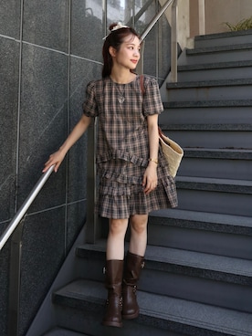 「アイテム（シュシュ）」を使った、安中亜美さん（レディース・149cm・30代）の夏コーディネート