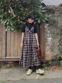 Lola Cruzローラクルス レザーゴールドスタッズローファー25.5ベージュ Lola Cruzローラクルス レザーゴールドスタッズローファー25.5