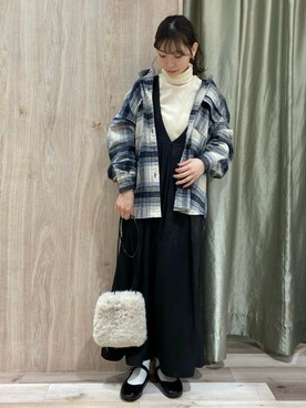 「タートルネック」｜「アイテム（タンクトップ）」を使った、hanaさん（レディース・156cm）の冬コーディネート