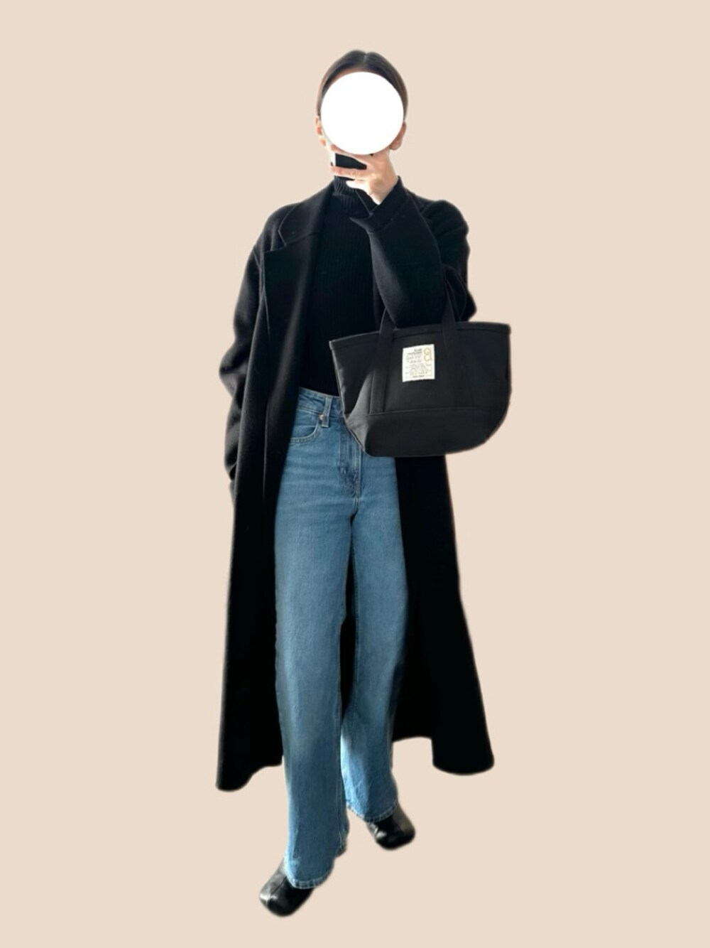 「TODAYFULのSquare Short Boots（ブーツ、ブラック系）」を使った、nagaさん（レディース・160cm）の冬コーディネートの1枚目の写真