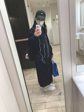 「COMME CA ISM（コムサイズム）のアイテム（キャップ）」を使った、ゆるまろさん（レディース・165cm）の秋コーディネート