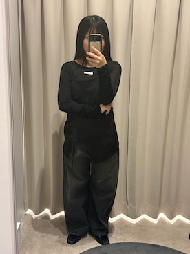 「SENSE OF PLACE by URBAN RESEARCH(センスオブプレイスバイアーバンリサーチ)のUネックピスネームシアートップ(Tシャツ/カットソー、ブラック系)」を使った、ayanaさん(レディース・150cm)の春コーディネート