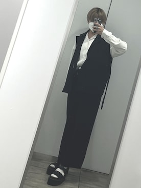 「Ellno Loset（エルノロゼット）のアイテム（ベスト）」を使った、류노스케さん（メンズ・165cm）の秋コーディネート