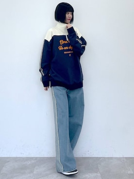 「Anui（アニュイ）のアイテム（スウェット）」を使った、Kotohaさん（レディース・170cm）の冬コーディネート