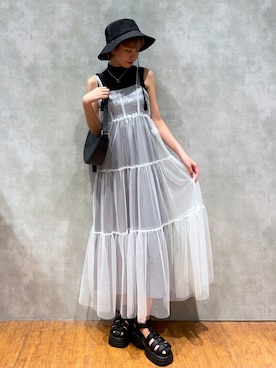 「PBLIM（ページボーイリム）のアイテム（サンダル）」を使った、Kotohaさん（レディース・170cm）の夏コーディネート