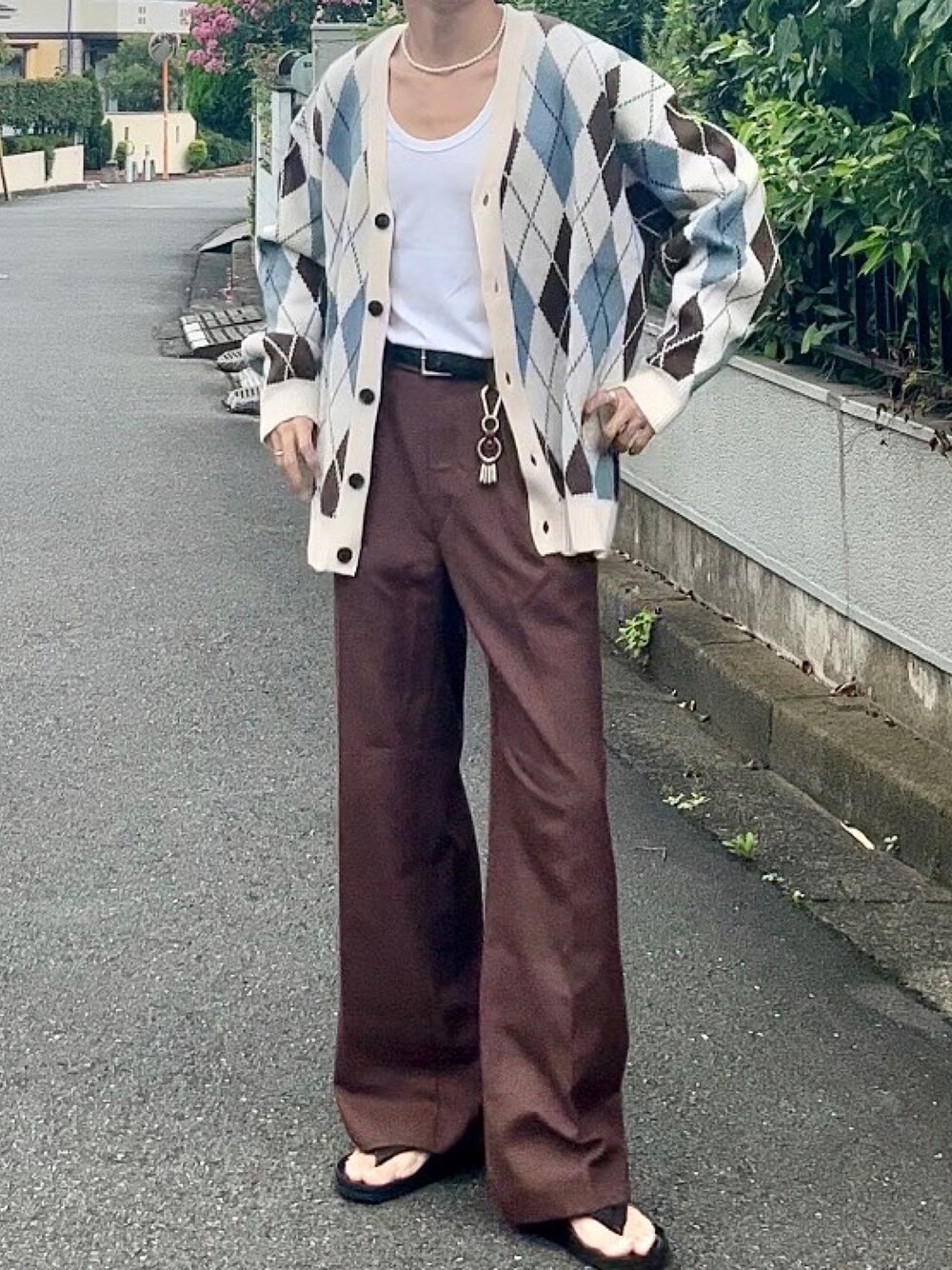 なご | * ブラウンパンツ着回しコーデ🧸 ⠀ ⠀ とりあえず