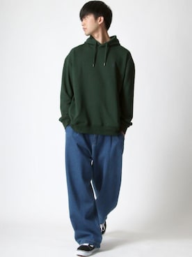 「Lazar（ラザル）のアイテム（デニムパンツ）」を使った、Lazarさん（メンズ・177cm）の秋コーディネート