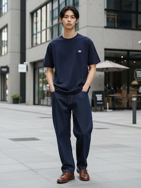 「Dickies（ディッキーズ）のDickies/ディッキーズ 別注 オーバーサイズ ミニロゴワッペン ワンポイント刺繍 半袖Tシャツ/無地T/リブライン リンガーT/レディース メンズ（Tシャツ/カットソー、ブルー系）」を使った、Lazarさん（メンズ・176cm）の春コーディネート