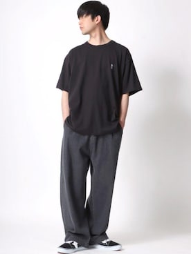 「Lazar（ラザル）のアイテム（デニムパンツ）」を使った、Lazarさん（メンズ・177cm）の春コーディネート