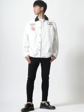 「AMERICAN SHOP SIGN（アメリカンショップサイン）のアイテム」を使った、Lazarさん（メンズ・177cm）の秋コーディネート
