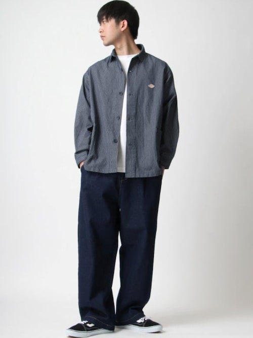 Lazarさんのコーディネート