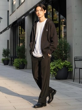 「U.S. POLO ASSN.（ユーエスポロアッスン）のU.S. POLO ASSN./ユーエスポロアッスン 別注 オーバーサイズ 裏毛 ロゴ ワンポイント刺繍 スウェット ジップアップパーカー/長袖 トップス フルジップパーカー/レディース メンズ（パーカー、ブラック系）」を使った、Lazarさん（メンズ・176cm）の春コーディネート