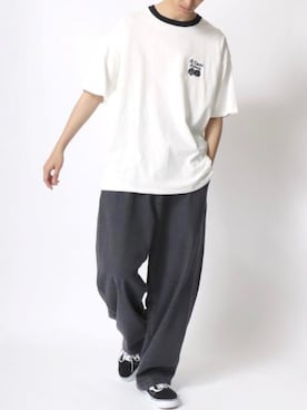 「Lazar（ラザル）のアイテム（デニムパンツ）」を使った、Lazarさん（メンズ・177cm）の夏コーディネート