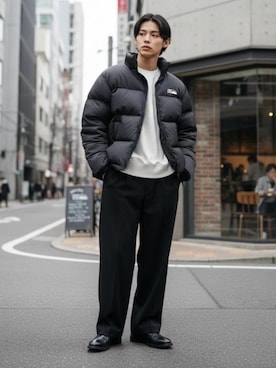 「アイテム（スラックス、ブラック系）」を使った、Lazarさん（メンズ・176cm）の冬コーディネート