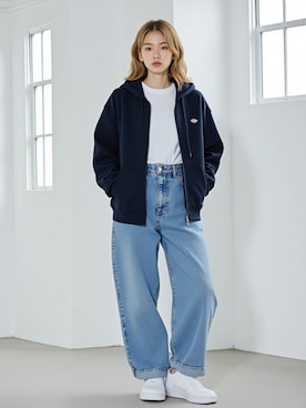 Lazarさんのコーディネート