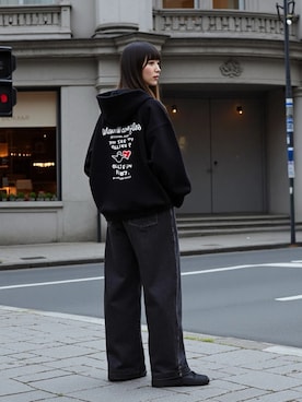 Lazarさんのコーディネート