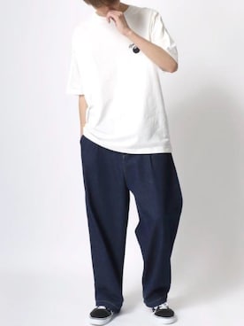 「Lazar（ラザル）のアイテム（デニムパンツ）」を使った、Lazarさん（メンズ・177cm）の春コーディネート