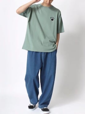 「Lazar（ラザル）のアイテム（デニムパンツ）」を使った、Lazarさん（メンズ・177cm）の春コーディネート