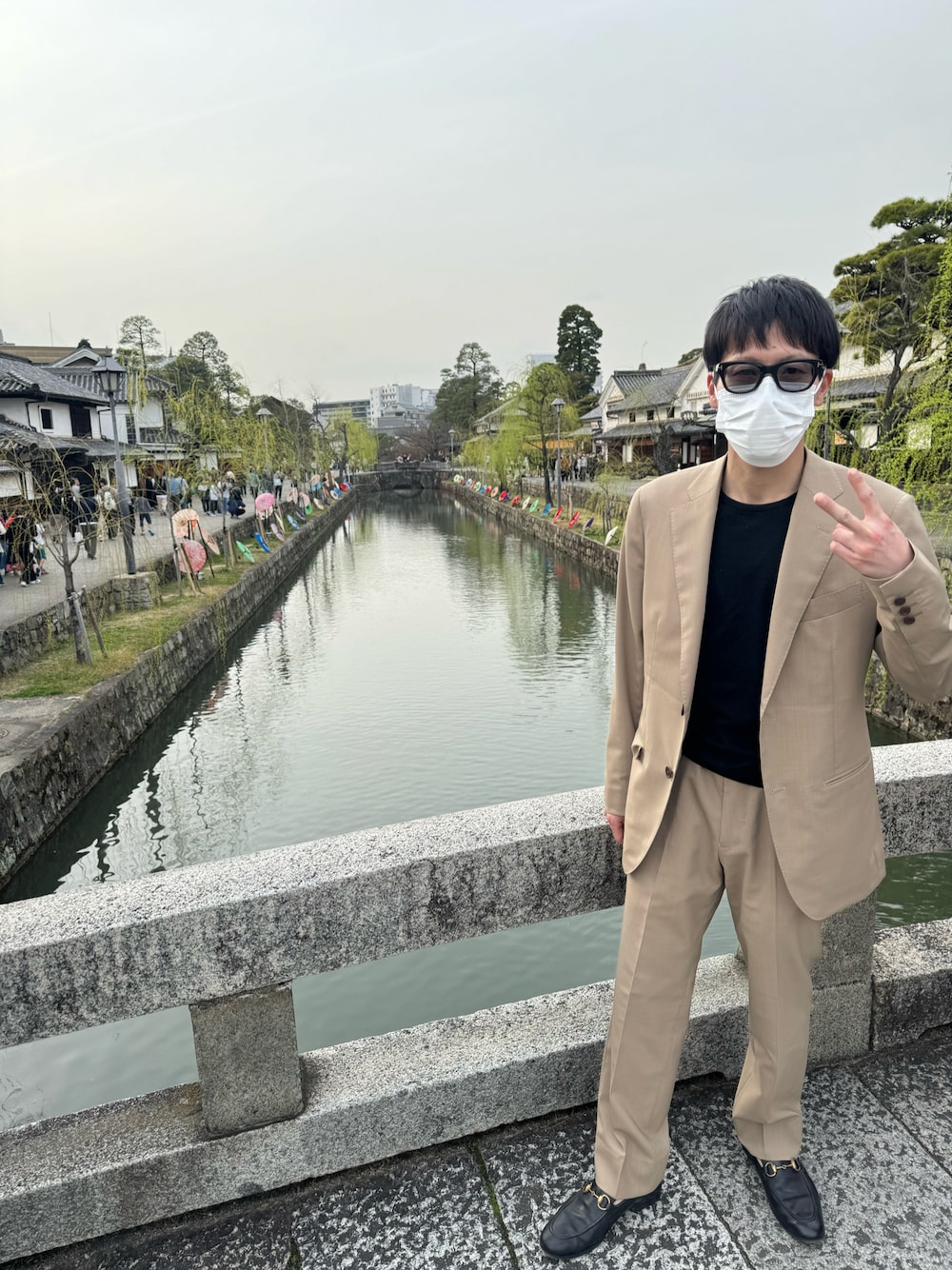 「低身長コーデ、セットアップ、ジョンスメドレー、GUCCIローファー、ホーセンブース」｜「TOMORROWLAND のアイテム（セットアップ、ベージュ系）」を使った、まーしーさん（メンズ・159cm）の春コーディネートの1枚目の写真