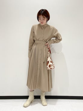 「ジーナシス」｜「アイテム（ワンピース）」を使った、スズさん（レディース・162cm）の秋コーディネート