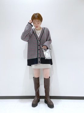 「ジーナシス」｜「アイテム（アクセサリー）」を使った、スズさん（レディース・162cm）の秋コーディネート