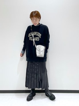 「ジーナシス」｜「アイテム（スウェット）」を使った、スズさん（レディース・162cm）の秋コーディネート