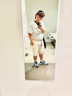 「LACOSTE（ラコステ）のリネン×レーヨンブレンドツイルショーツ（その他パンツ、ホワイト系）」を使った、りゅうたさん（メンズ・160cm）の春コーディネート