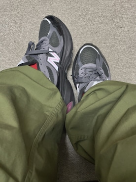 「GU（ジーユー）のスーパーワイドカーゴパンツ（カーゴパンツ、グリーン系）」を使った、りゅうたさん（メンズ・160cm）の春コーディネート