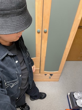 「Levi's RED（リーバイスレッド）のアイテム（トップス）」を使った、りゅうたさん（メンズ・158cm）の春コーディネート