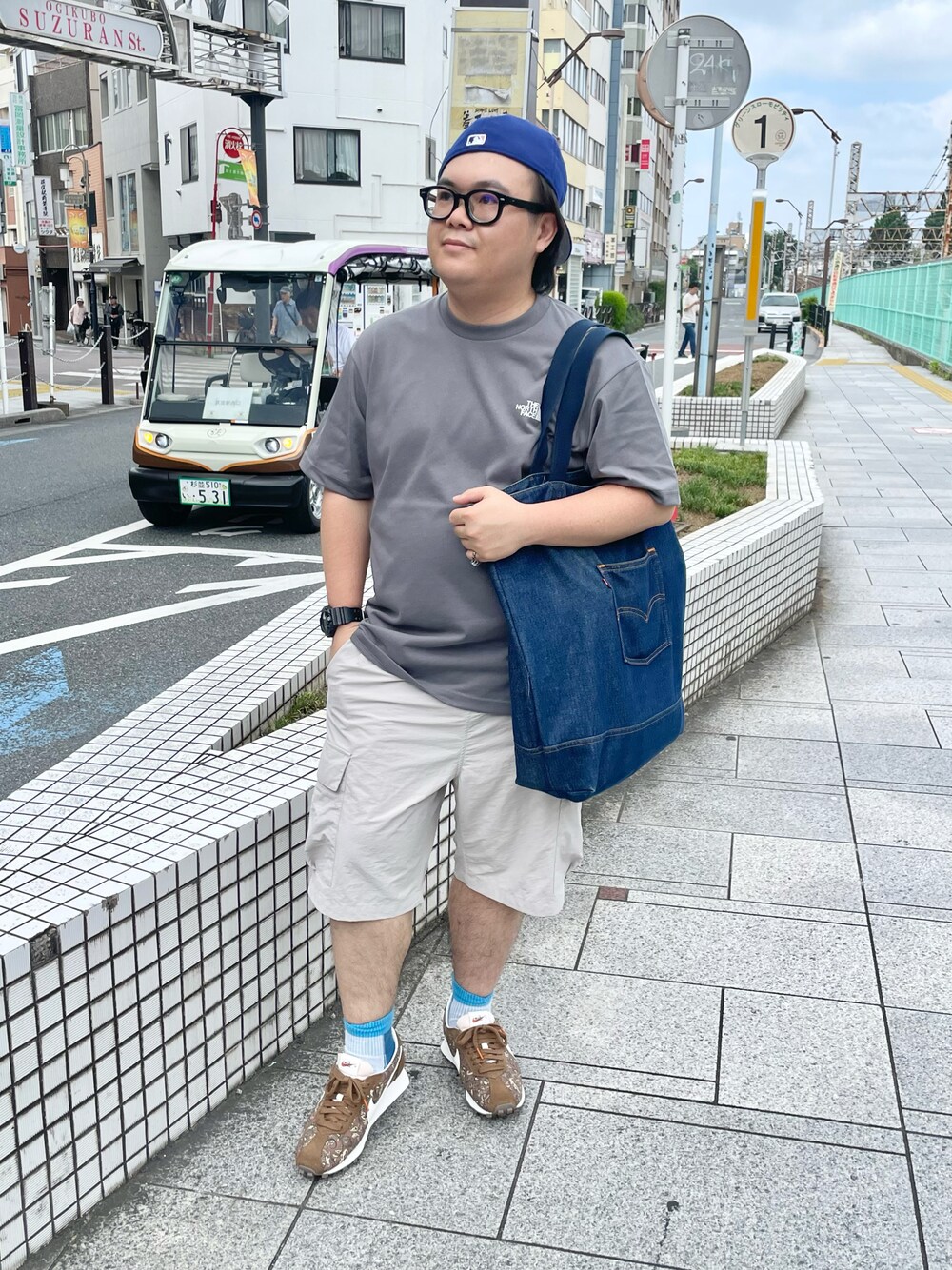 ノースフェイス　バンダナ柄 シャツとショートパンツ セット ノースフェイス バンダナ柄 シャツとショートパンツ セット