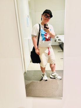 「LACOSTE（ラコステ）のリネン×レーヨンブレンドツイルショーツ（その他パンツ、ホワイト系）」を使った、りゅうたさん（メンズ・160cm）の春コーディネート