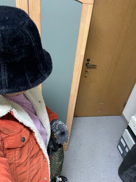「ケーブルニット」｜「アイテム（デニムジャケット）」を使った、りゅうたさん（メンズ・158cm）の冬コーディネート