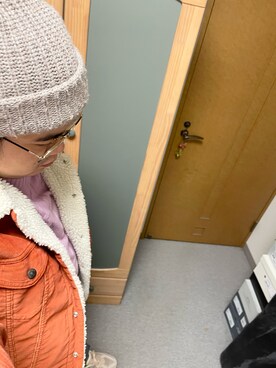 「ケーブルニット」｜「アイテム（デニムジャケット）」を使った、りゅうたさん（メンズ・158cm）の冬コーディネート