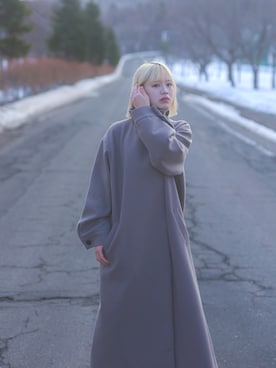「アイテム（ステンカラーコート）」を使った、加賀 雪乃さん（レディース・160cm）の秋コーディネート
