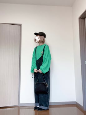 「カンフーシューズ」｜「アイテム（オールインワン・サロペット）」を使った、ふとまきさん（レディース・155cm）の秋コーディネート