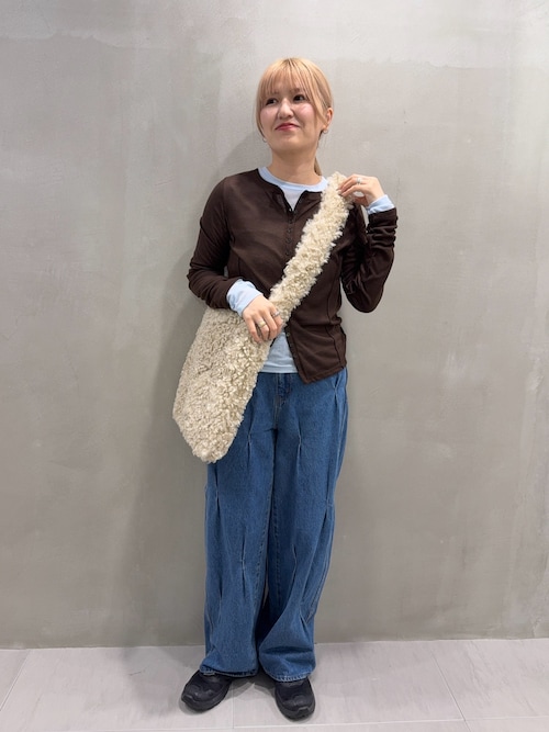 タックWIDEデニム（デニムパンツ）｜KBF（ケイビーエフ）の