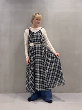 「KBF（ケイビーエフ）のアイテム（シューズ）」を使った、ユイさん（レディース・164cm）の春コーディネート