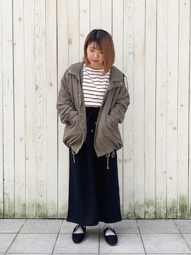 「Samansa Mos2 blue」｜「アイテム（マウンテンパーカー）」を使った、ミヅキさん（レディース・150cm）の秋コーディネート