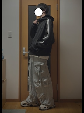 「アイテム（タンクトップ）」を使った、山口 優さん（メンズ・180cm・20代）の秋コーディネート