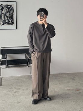 「WYM LIDNM（ウィム バイ リドム）のREFINED WAFFLE HENLEY NECK L/S TEE（Tシャツ/カットソー、グレー系）」を使った、kurashinoiyashiさん（メンズ・158cm）の春コーディネート