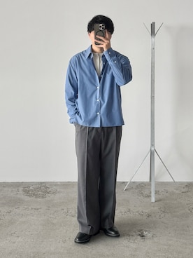 「WYM LIDNM（ウィム バイ リドム）のTECH WOOL GABARDINE STRAIGHT SLACKS 【SET-UP】（スラックス、グレー系）」を使った、kurashinoiyashiさん（メンズ・158cm）の春コーディネート