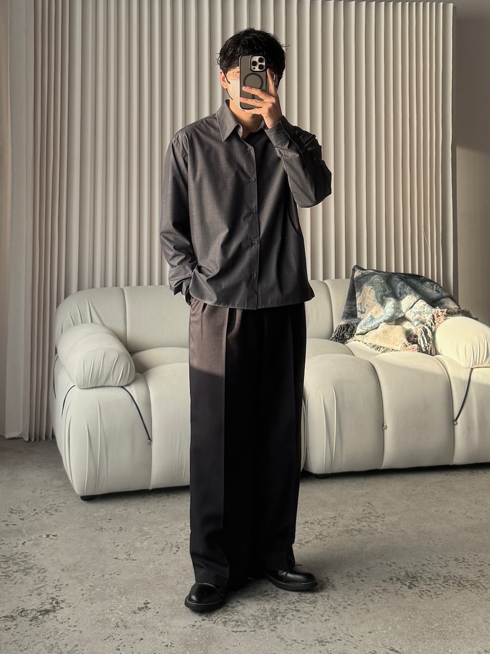 SEMI WIDE STRAIGHT WOOLY SLACKSを使った人気ファッション