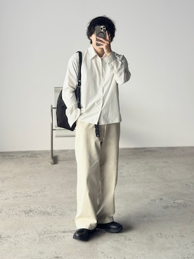 「WYM LIDNM（ウィム バイ リドム）のMICRO SPAN BASIC SHIRT（シャツ/ブラウス、ベージュ系）」を使った、kurashinoiyashiさん（メンズ・158cm）の春コーディネート