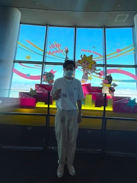 「アイテム（チノパンツ、ホワイト系）」を使った、POPEYEさん（メンズ・179cm）の夏コーディネート