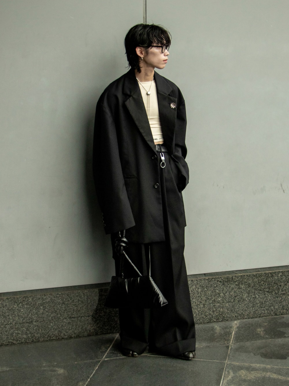 stein ブラック テーラードジャケット Aoi Sugiyama ｜steinのテーラードジャケットを使ったコーディネート