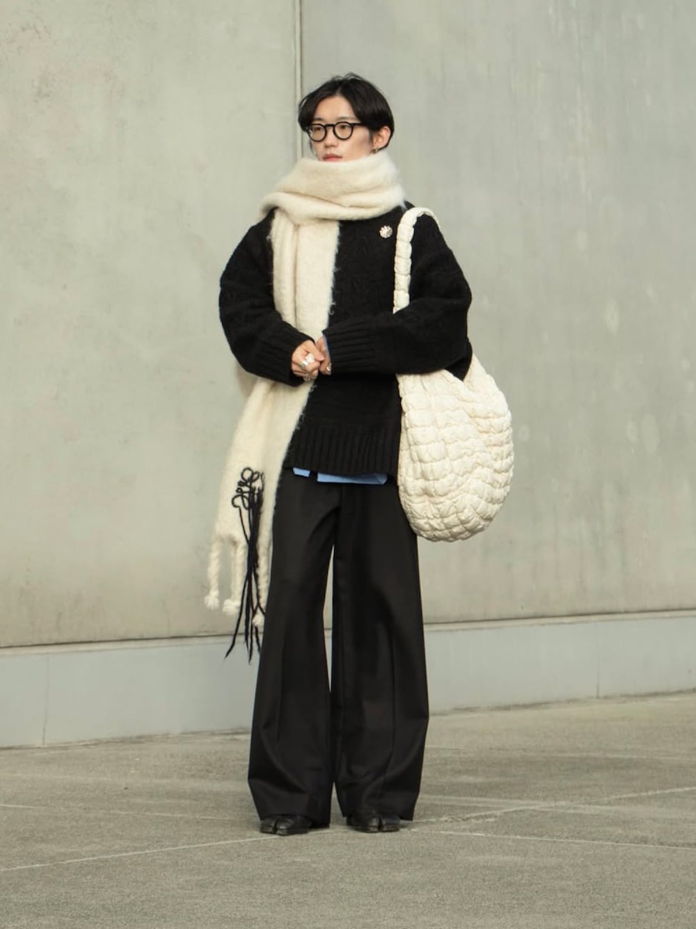 LOEWE ロエベ ストール 春コーデ 【公式通販】